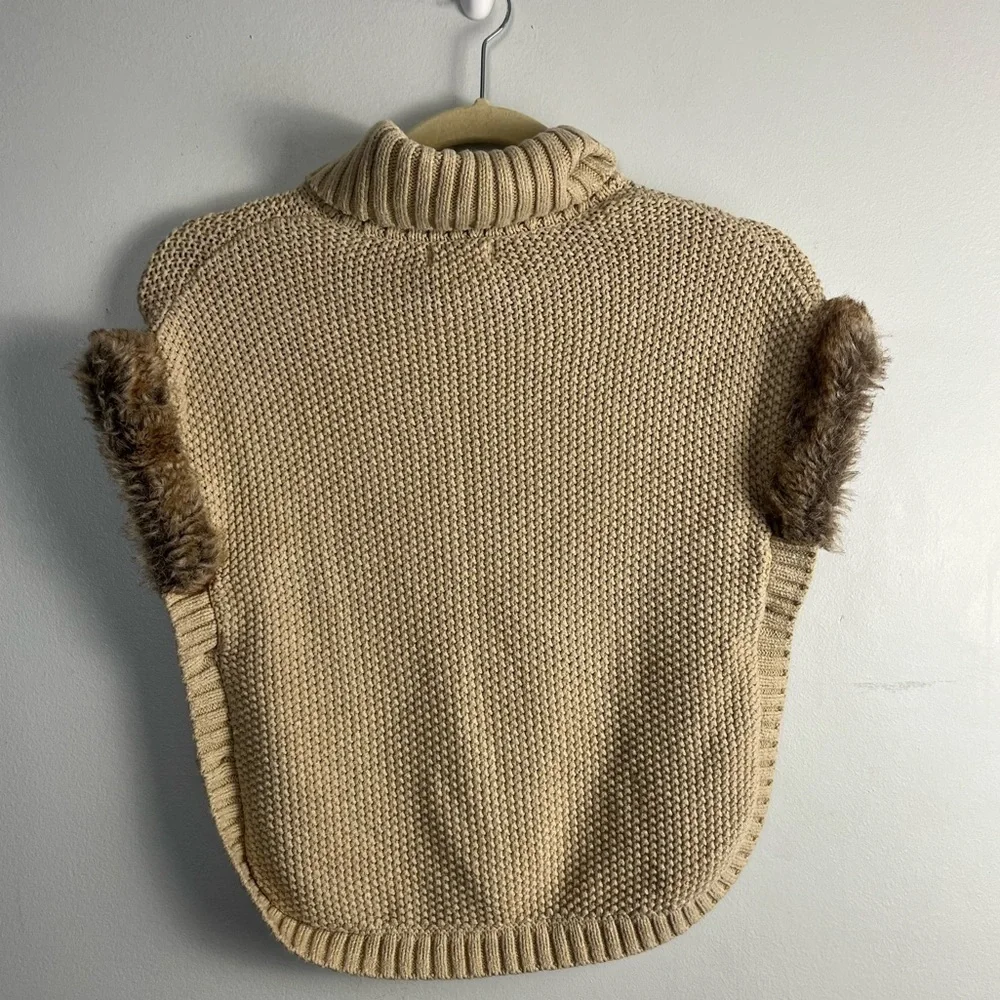 Aspen Kids Tan Knit Turtleneck Sweater And Faux Fur size 7/8